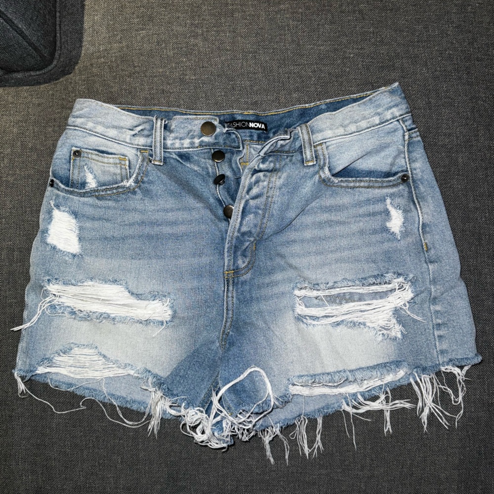 Fashion nova denim, distressed shorts, size 7
